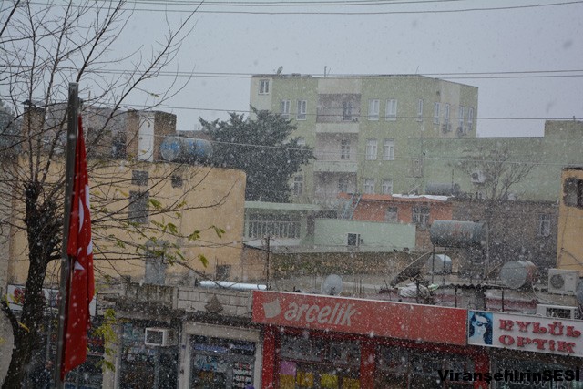 Viranşehir’e Yılın İlk Karı Yağdı